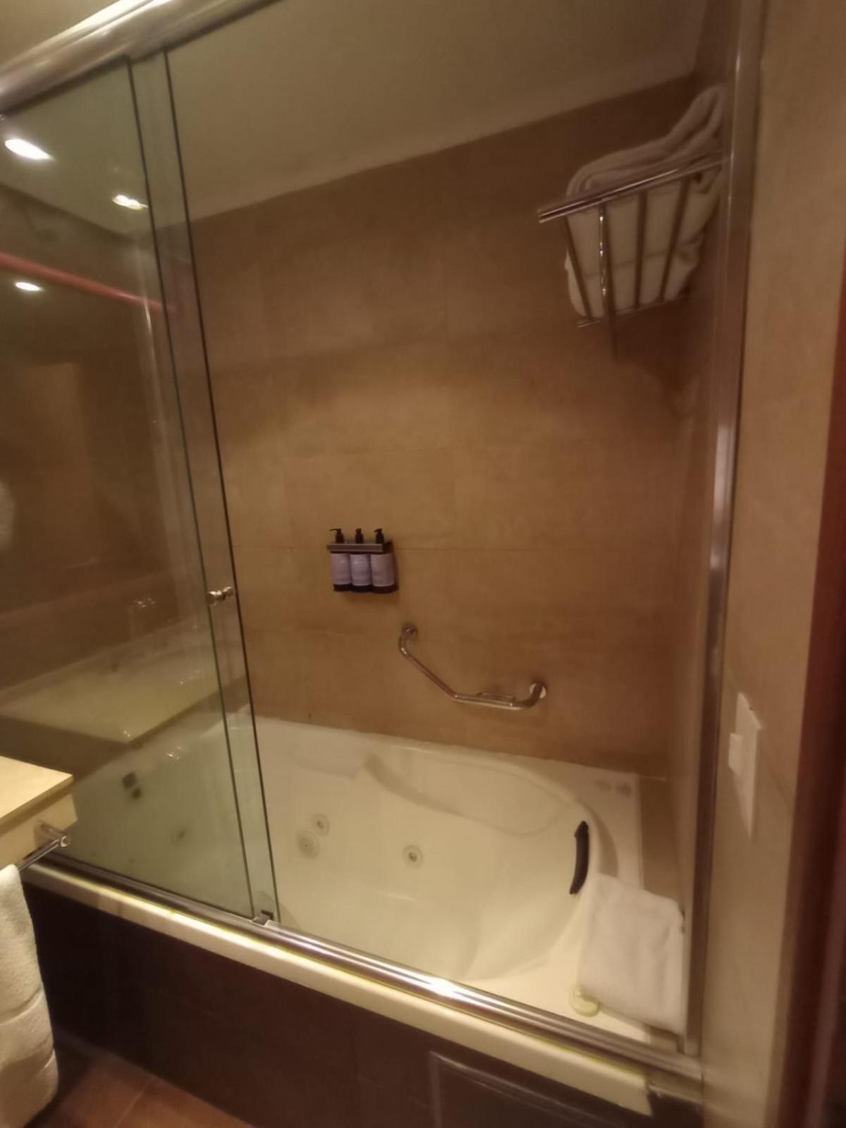 Hotel Plaza Colón エクステリア 写真