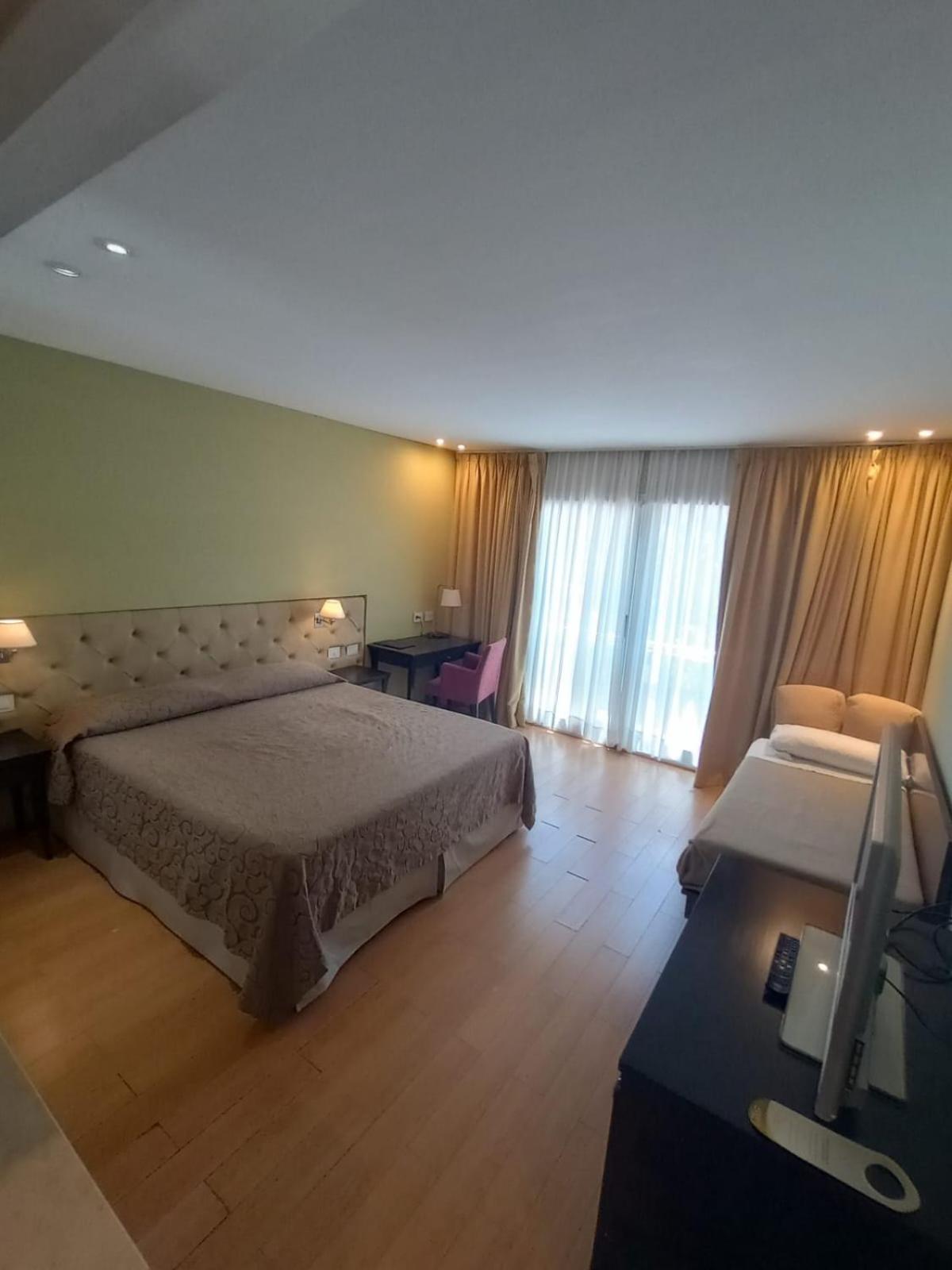 Hotel Plaza Colón 部屋 写真