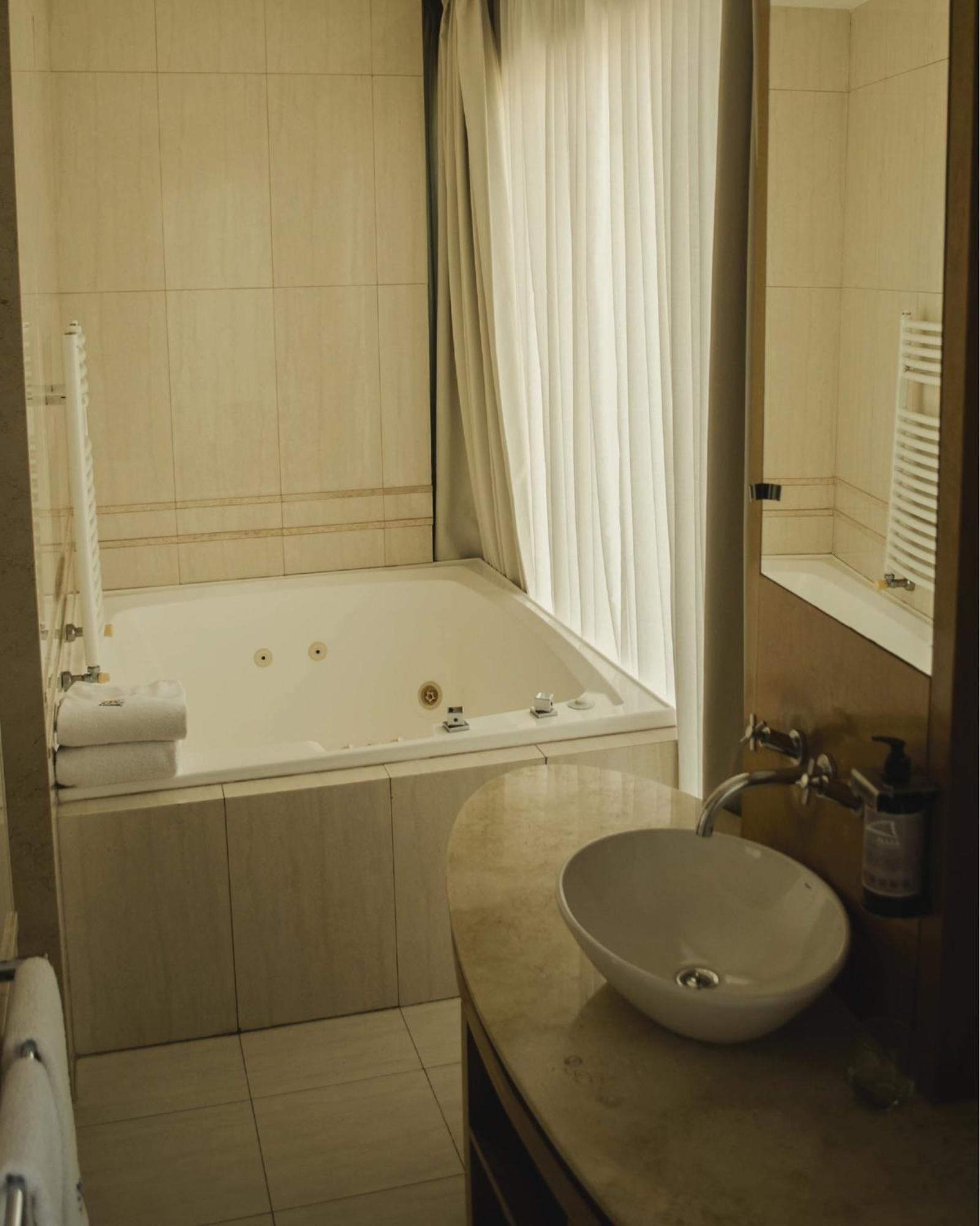 Hotel Plaza Colón 部屋 写真